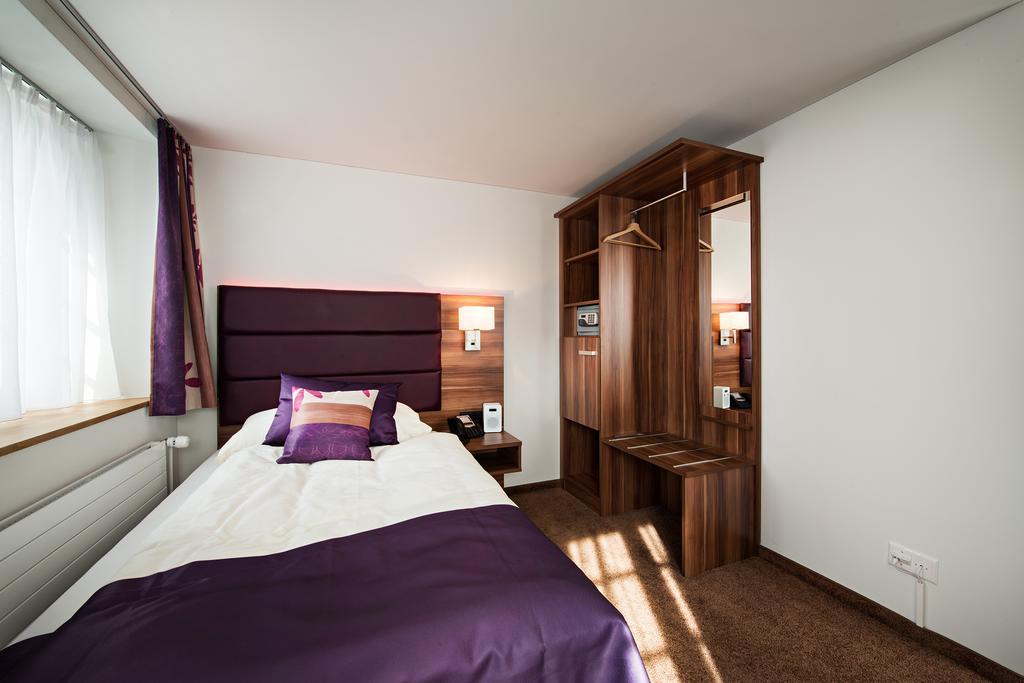 Gasthof Zum Hecht Fehraltorf Chambre photo